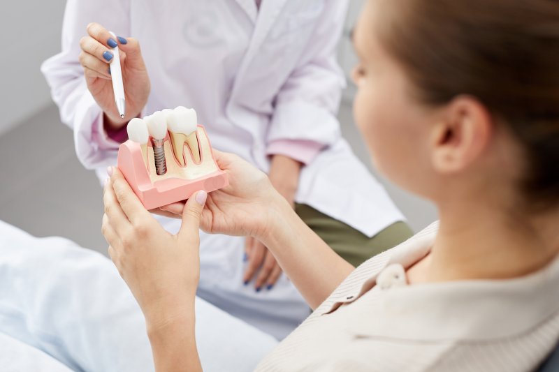 A model of dental implants in West Orange